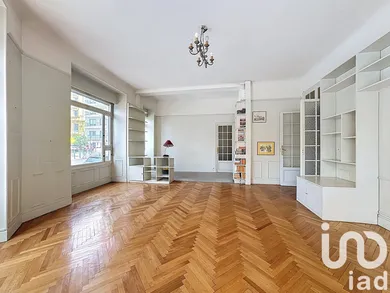 Appartement à Menton (06500)