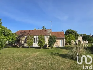 House at Aubeterre (10150)
