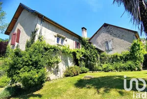 Village house at Bescat (64260)