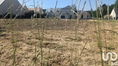 Terrain à bâtir à BRANCOURT- EN- LAONNOIS (02320)