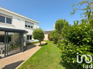 Apartment at Locmiquélic (56570)