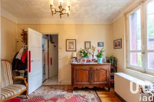 Apartment at Versailles (78000)