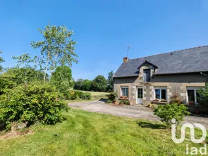 Maison de village à CARO (56140)