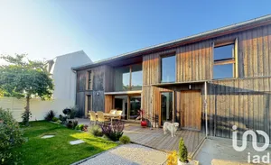 Architectural house in Meudon (92360)