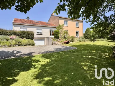 Townhouse in La Châtaigneraie (85120)