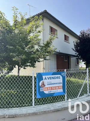 House at Moissac (82200)