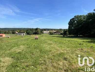Terrain à bâtir à Lanquais (24150)