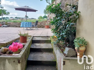 Village house at La Forêt-sur-Sèvre (79380)