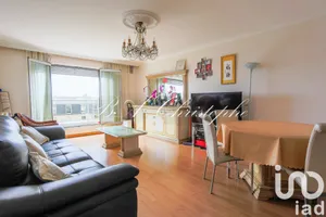 Apartment at Paris (75019)
