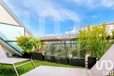 Duplex at Levallois-Perret (92300)