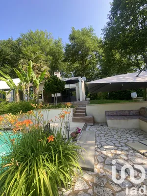 Architectural house at Saint-André-d'Allas (24200)