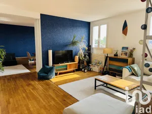 Apartment at Le Chesnay (78150)