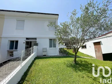 House at Mourenx (64150)