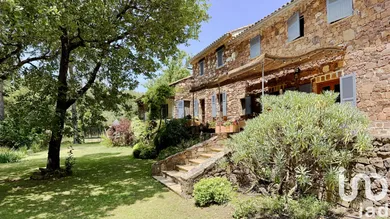 Bastide à Solliès-Pont (83210)