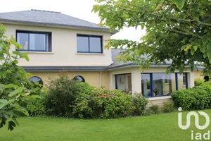 Architectural house at TREFLEZ (29430)