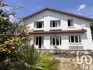 House at Bidos (64400)
