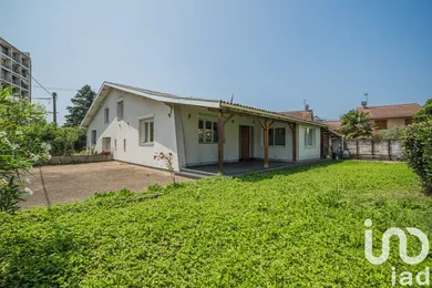 House at Saint-Martin-d'Hères (38400)