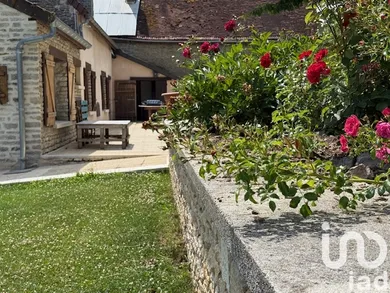 Maison traditionnelle à Avirey-Lingey (10340)
