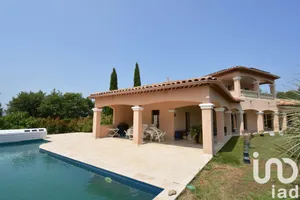Maison à Néoules (83136)