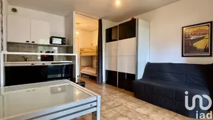 Apartment at Sanary-sur-Mer (83110)
