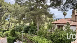Apartment at Sanary-sur-Mer (83110)