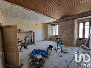 Maison de village à Magnac-Bourg (87380)