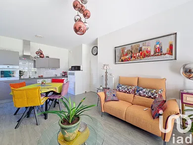 Apartment at Villecresnes (94440) — 5/10