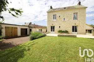 House at Bueil (27730)