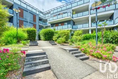 Apartment at Cenon (33150)