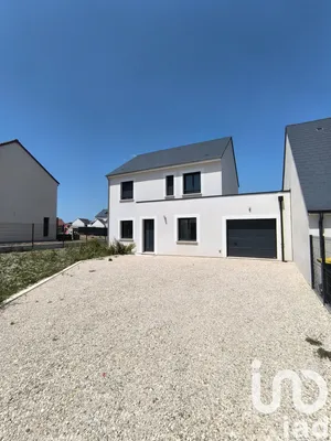 Maison traditionnelle à Boigny-sur-Bionne (45760)