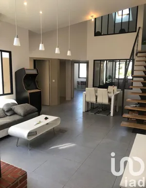 Duplex à Saint-Maur-des-Fossés (94210)