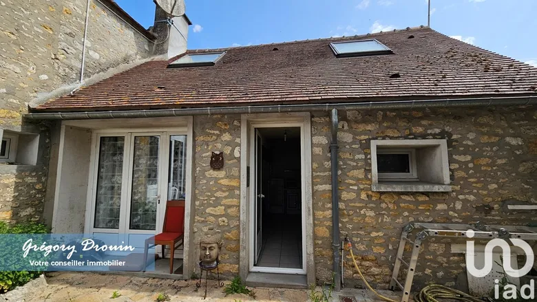 Maison 6 pièces 150 m² · à Puiseaux · 150 m² · 210 000 €