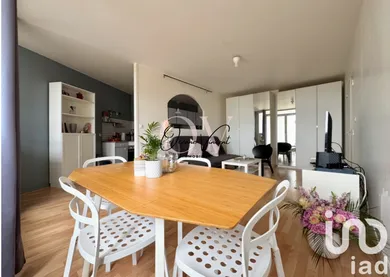 Apartment at Arcueil (94110)