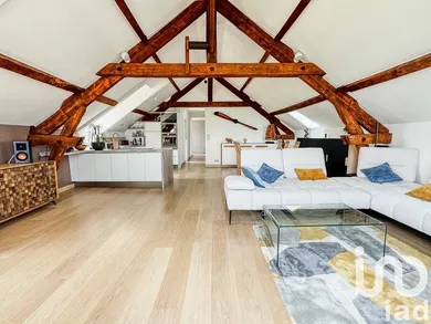 Apartment in Crécy-la-Chapelle (77580)