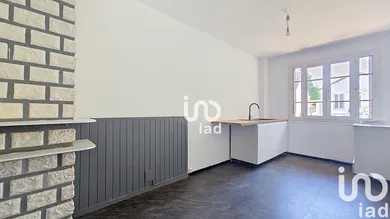 Apartment in Thiais (94320)
