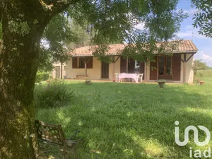 House at Caumont (33540)