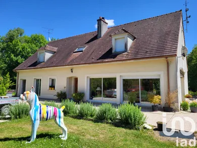 House at Montigny-Lencoup (77520)