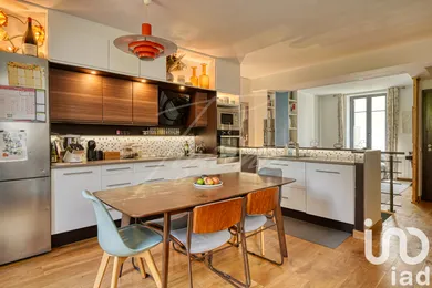 Apartment in Issy-les-Moulineaux (92130)
