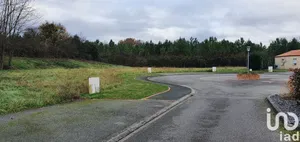 Terrain à bâtir à Les Rairies (49430)