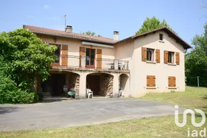 Maison traditionnelle à Reventin-Vaugris (38121)
