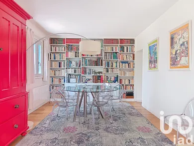 House at Mont-Saint-Aignan (76130)