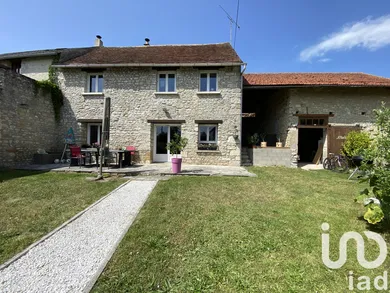 House at Briarres-sur-Essonne (45390)
