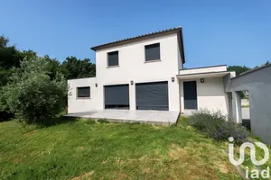 Maison traditionnelle à Boisset-et-Gaujac (30140)