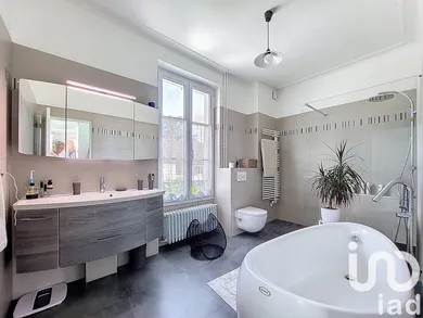 Maison traditionnelle à Saint-Germain-lès-Corbeil (91250) — 12/17