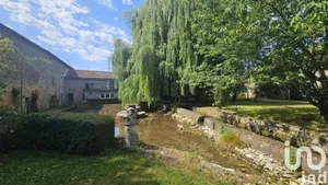 Village house at Lizant (86400)