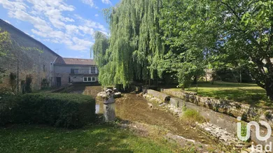 Village house at Lizant (86400)