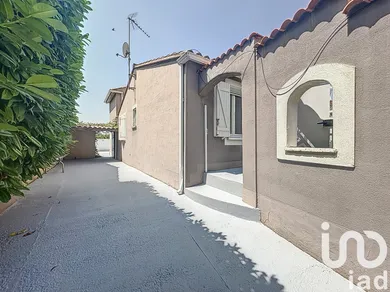 Traditional house at Corneilhan (34490) — 12/13