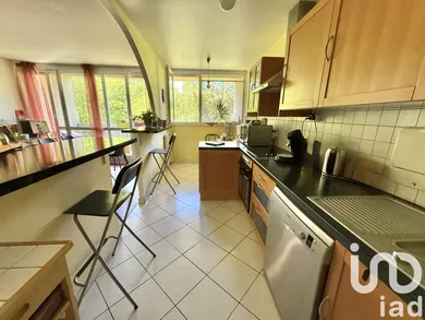 Appartement à Maurepas (78310) — 4/8
