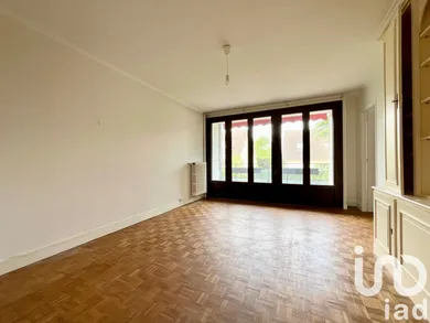 Appartement à Croissy-sur-Seine (78290) — 3/8