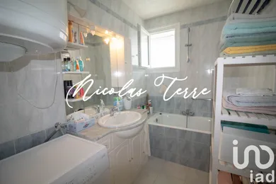 Appartement à Six-Fours-les-Plages (83140) — 8/11